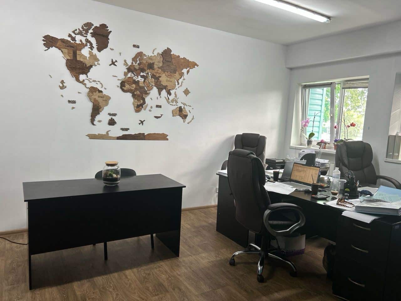 📸 Merci à Clara pour sa photo !
« J’ai offert une carte en bois Creatifwood à mon papa, il l’a gardée sur son bureau comme un petit tableau ❤️ »
👉 Et vous, quelle carte offririez-vous aujourd’hui ?
#CartesPersonnalisées #SouvenirUnique #Creatifwood