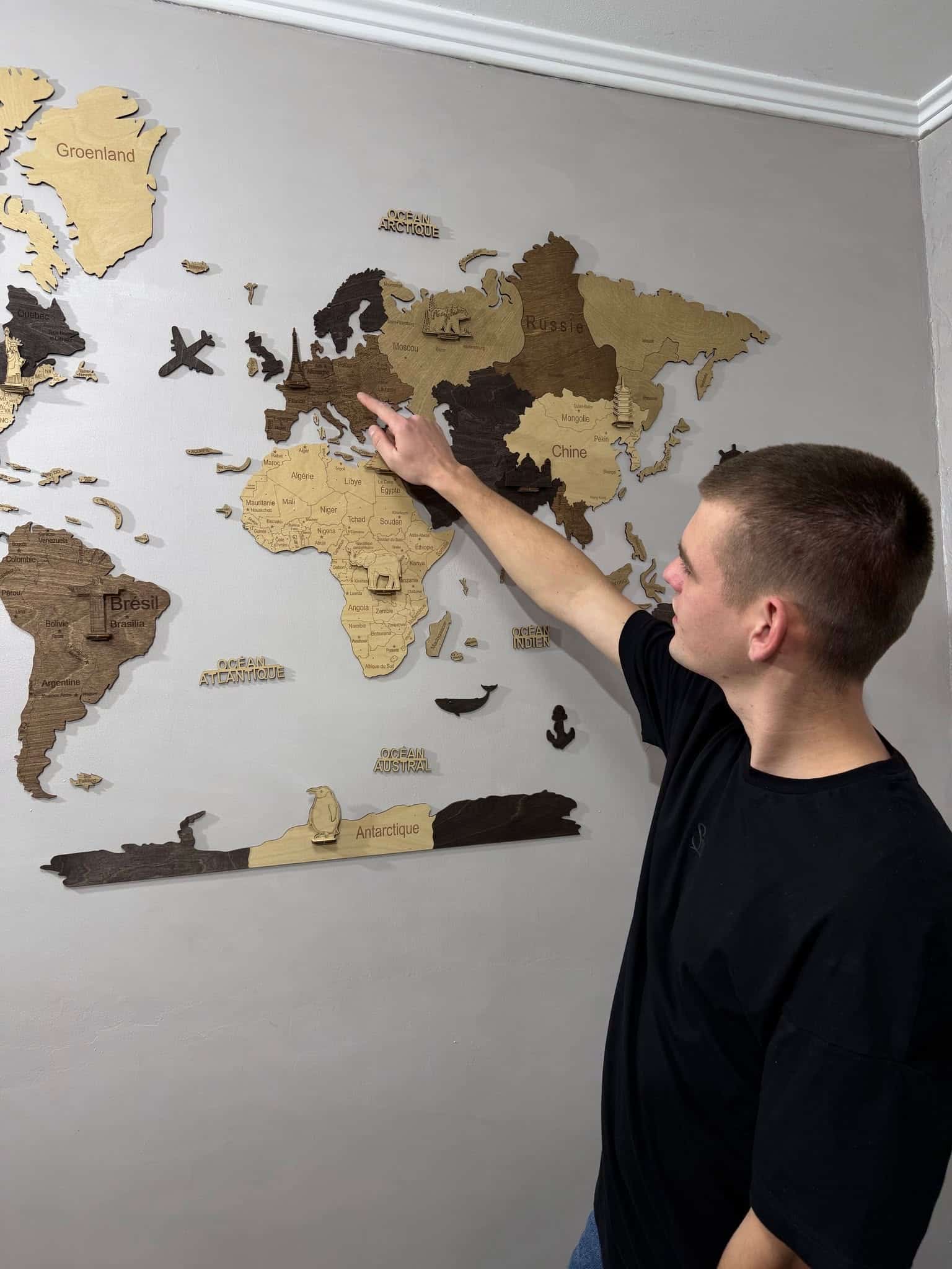 ⭐⭐⭐⭐⭐
“La carte est magnifique, la qualité est exceptionnelle et le rendu sur le mur est incroyable.”

Merci pour vos retours qui nous touchent énormément 🤍

Chaque carte CréatifWood est :
🪵 Fait main en Ukraine
✨ Gravée avec précision
🌍 Pensée pour durer

👉 Découvrez nos cartes sur creatifwood.com

#CreatifWood #AvisClient #CarteDuMonde #FaitMainEnUkraine