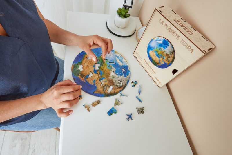 Planet-Terra-Wooden-Puzzle