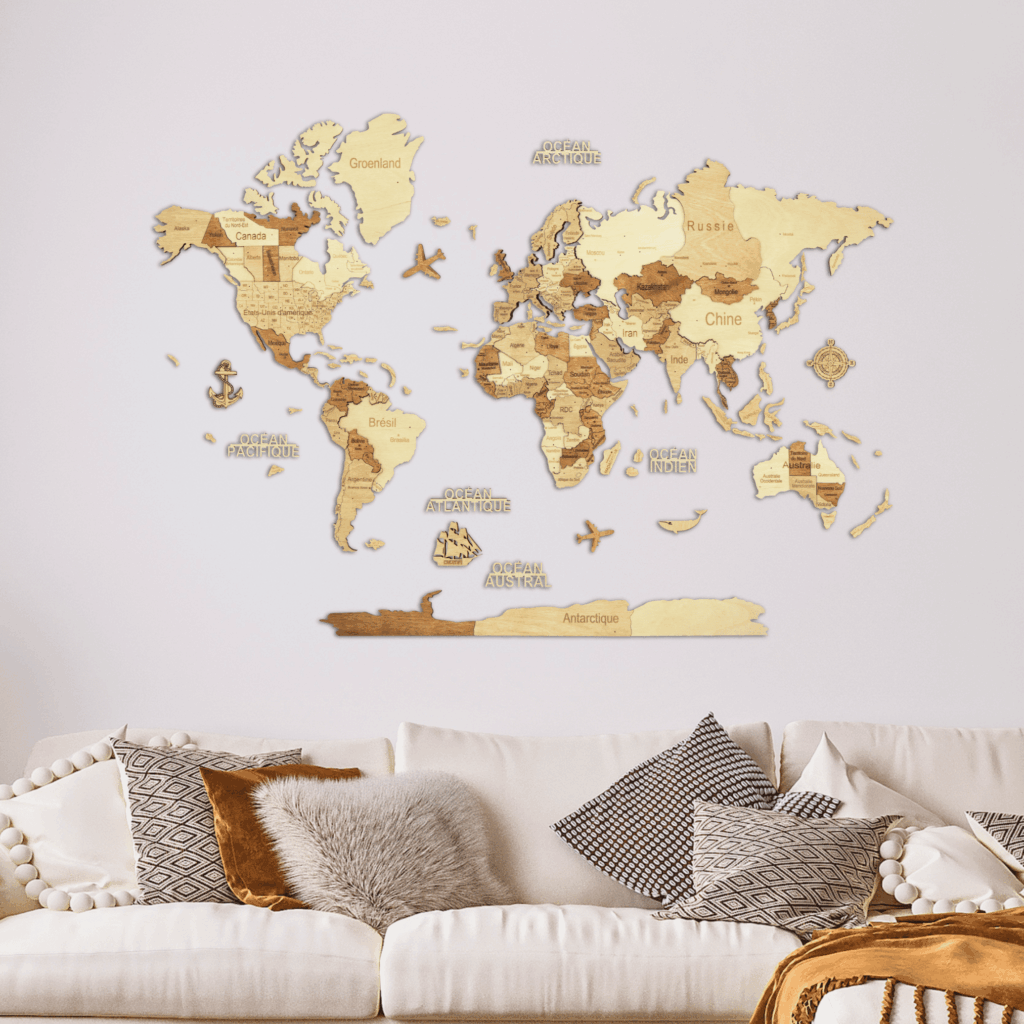 Carte du monde murale en bois