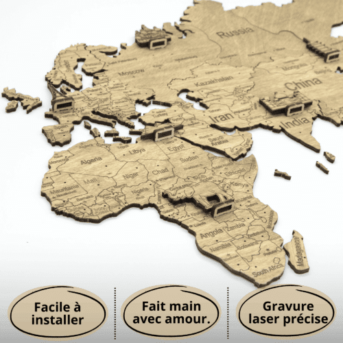 Carte du monde murale en bois