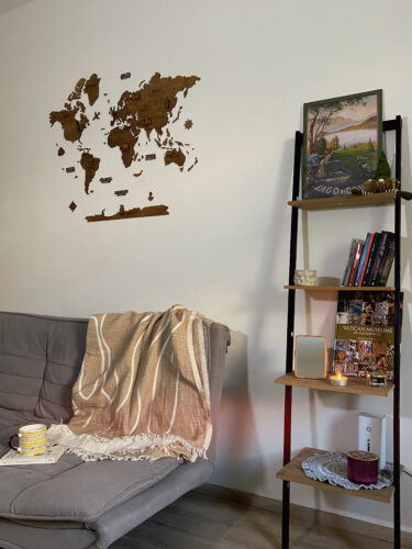 2D Wooden World Map Dark photo review